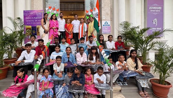 Khandelwal Jewellers Marks 16 Years of Supporting Employees’ Children’s Education